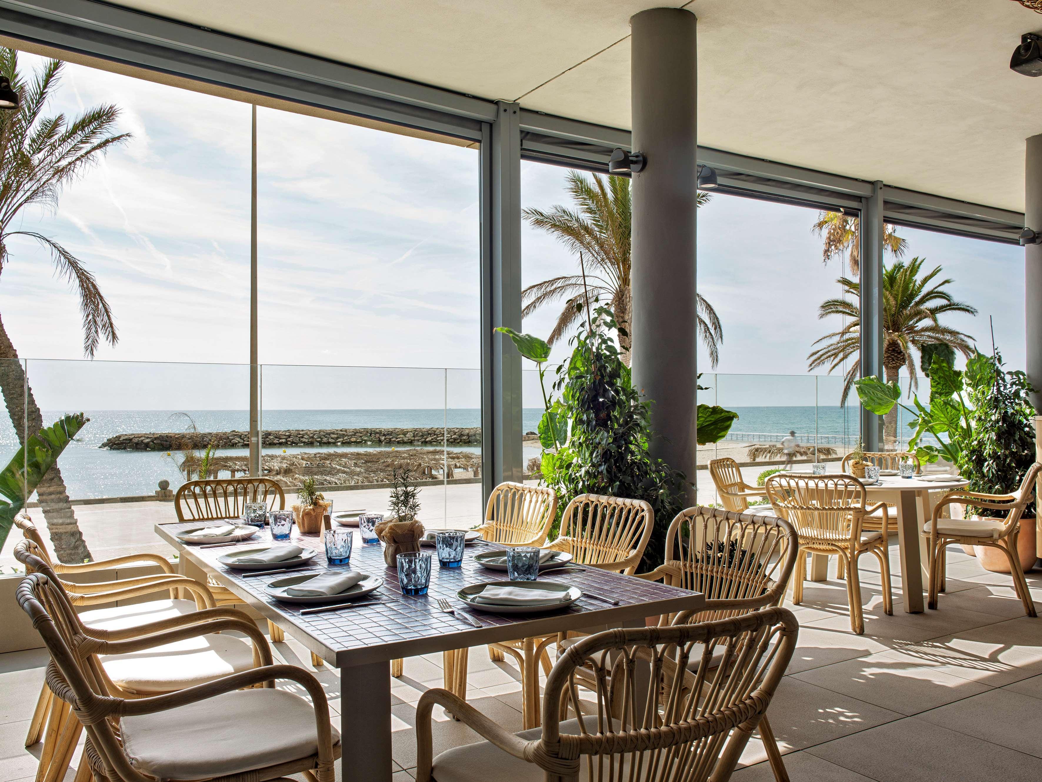 Me Sitges Terramar Hotel Luaran gambar Restaurant