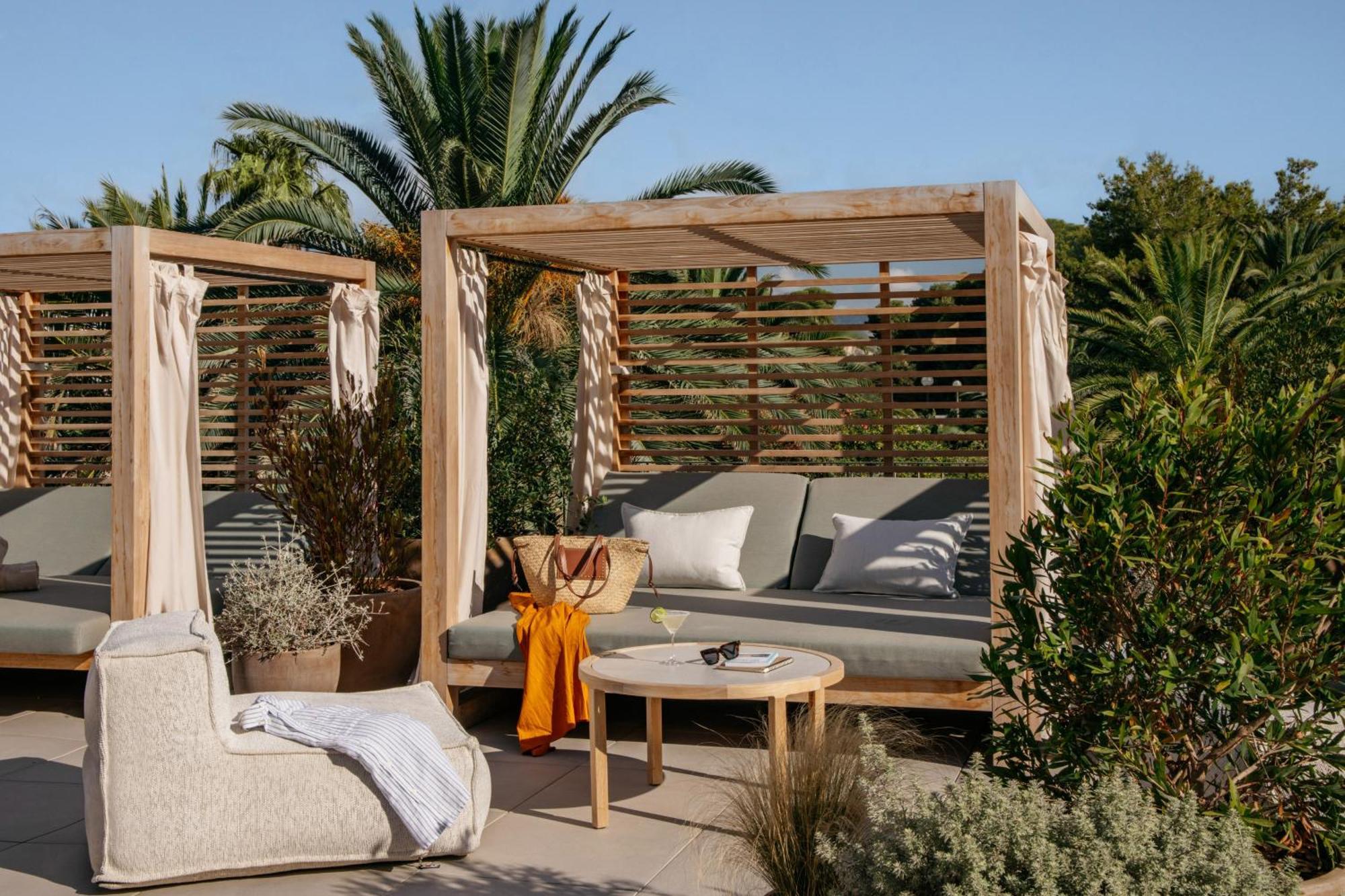 Me Sitges Terramar Hotel Luaran gambar Pergola